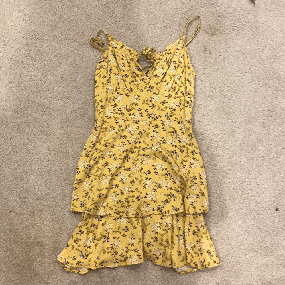 2Bella XS floral yellow dress